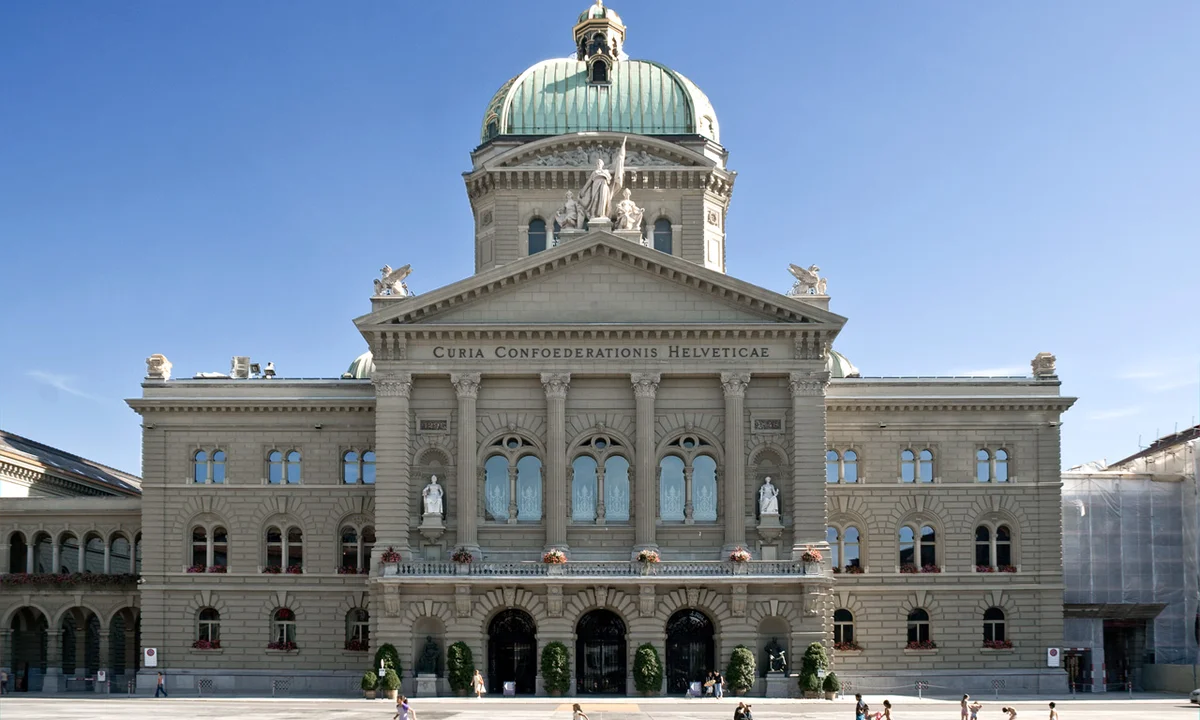 Bundeshaus_Bern_2009,_Flooffy